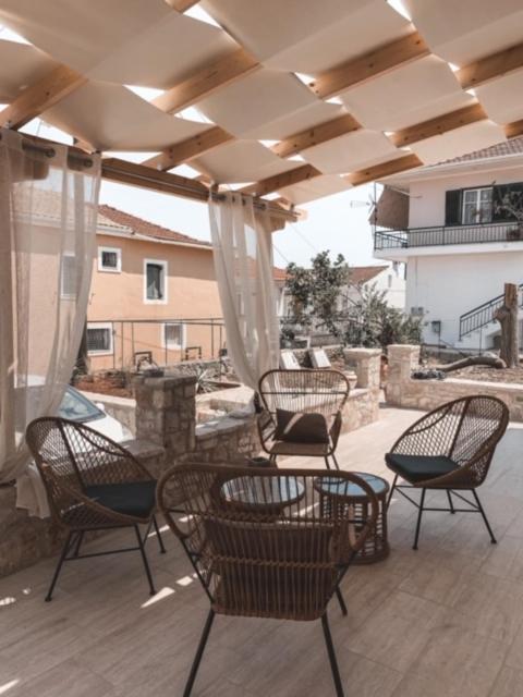 Mangata Suites Homes With Private Pools Spartokhorion Екстер'єр фото