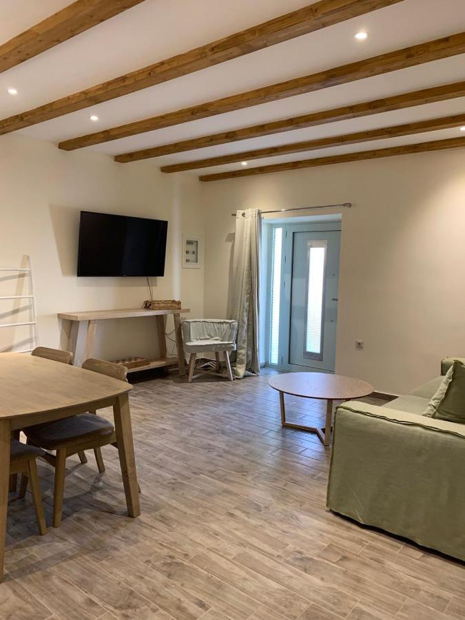 Mangata Suites Homes With Private Pools Spartokhorion Екстер'єр фото