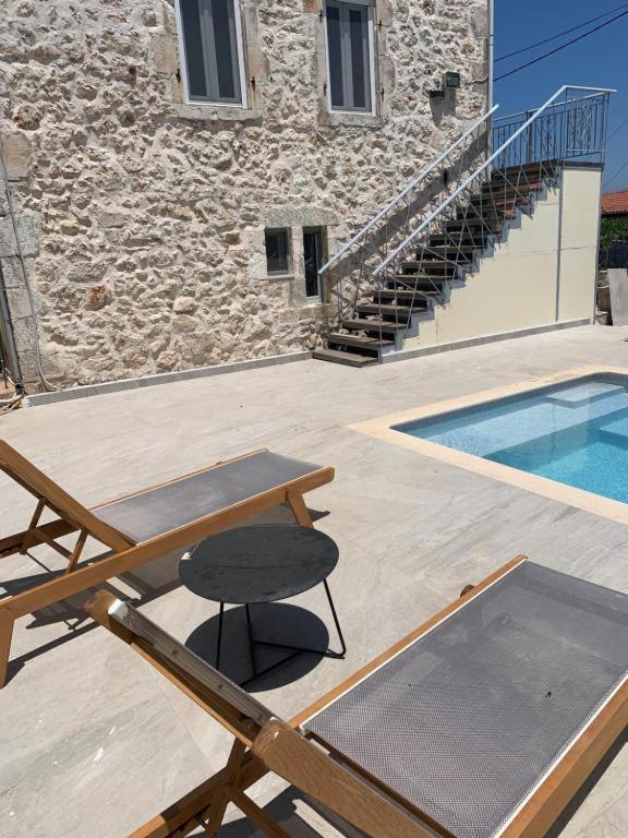 Mangata Suites Homes With Private Pools Spartokhorion Екстер'єр фото
